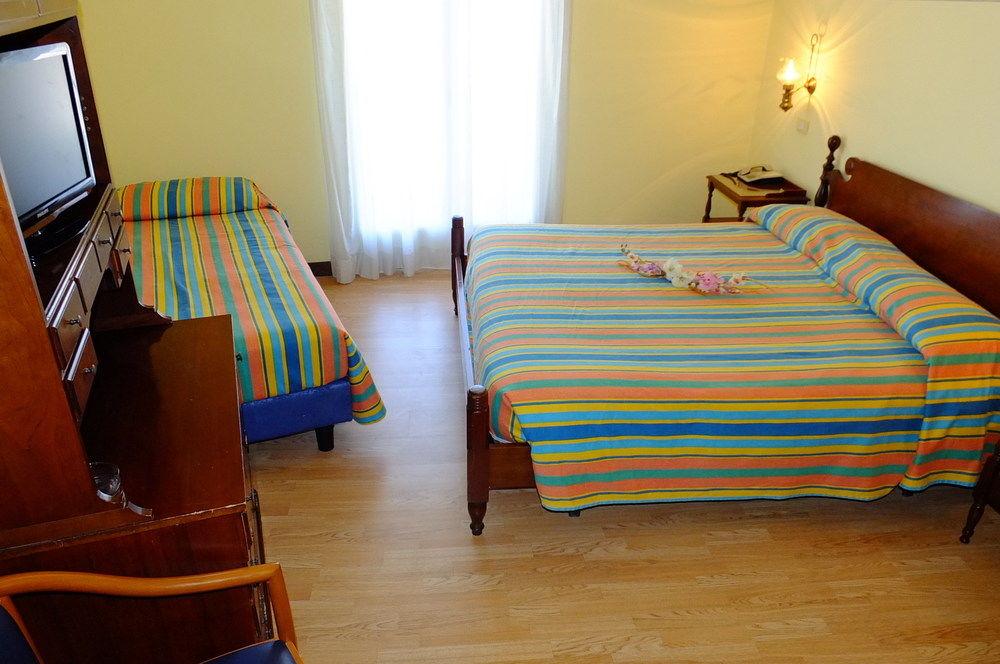 Hotel Palme & Suite غارْدا المظهر الخارجي الصورة