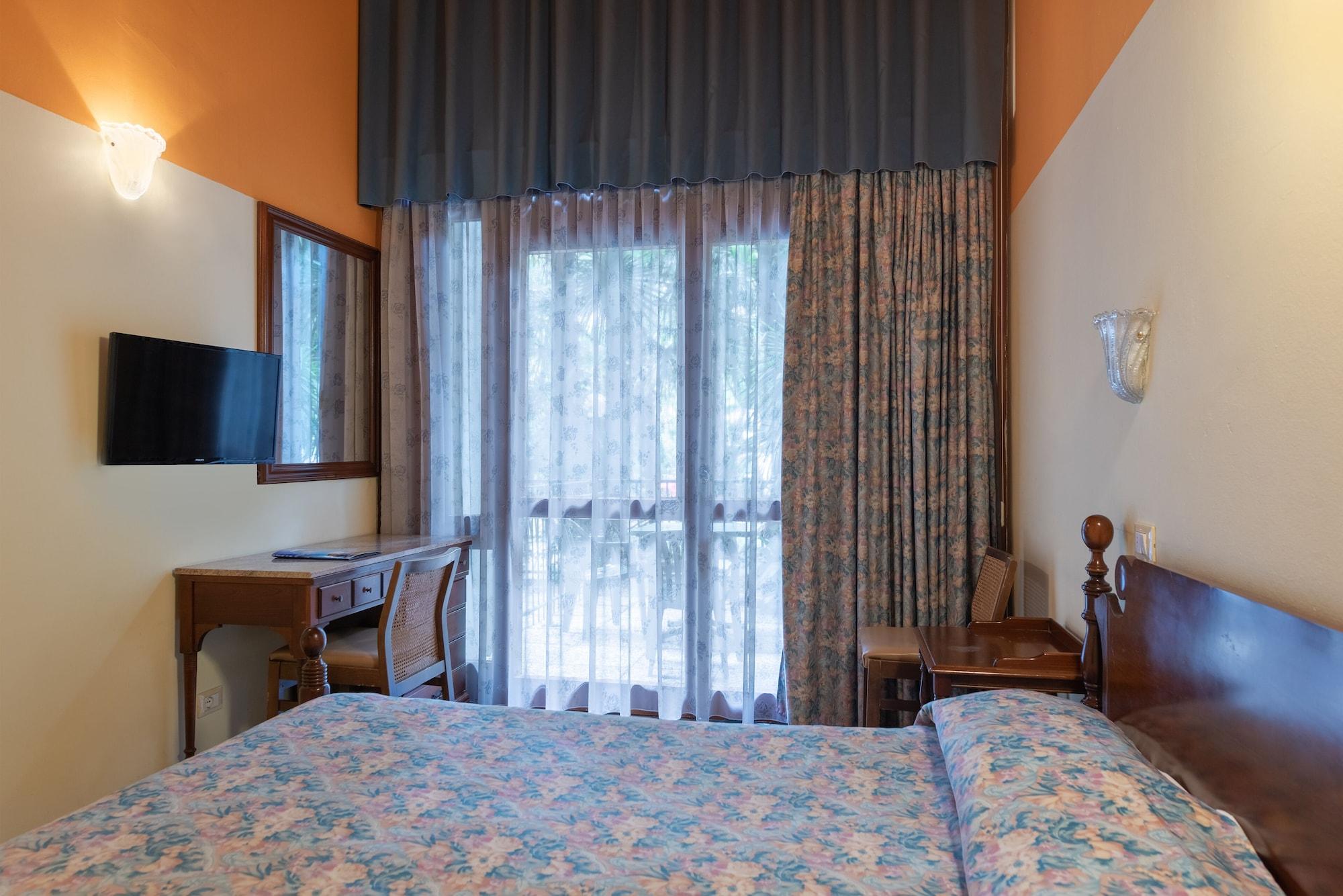 Hotel Palme & Suite غارْدا المظهر الخارجي الصورة